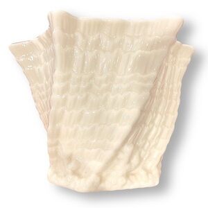 Beautiful antique Belleek Irish porcelain trinket dish or vase home decor